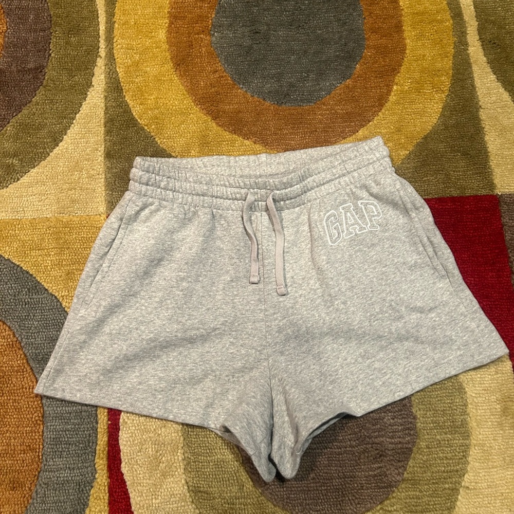Gap Logo Fleece Lounge Sweat Shorts Grey Drawstring 3” Women’s Size Small
